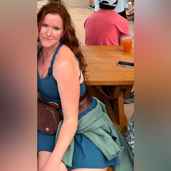 Sherpa Lululemon Belt Bag - Picture 2 of 2